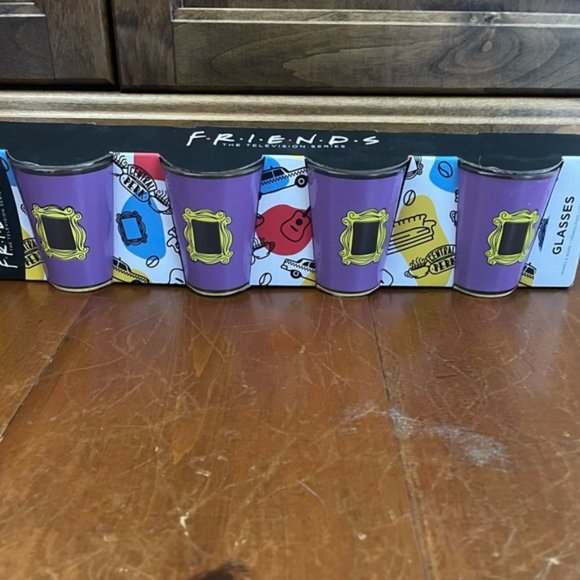 Friends Set of 4 Purple Shot Glasses - Peephole Picture Frame - Picture 4 of 9